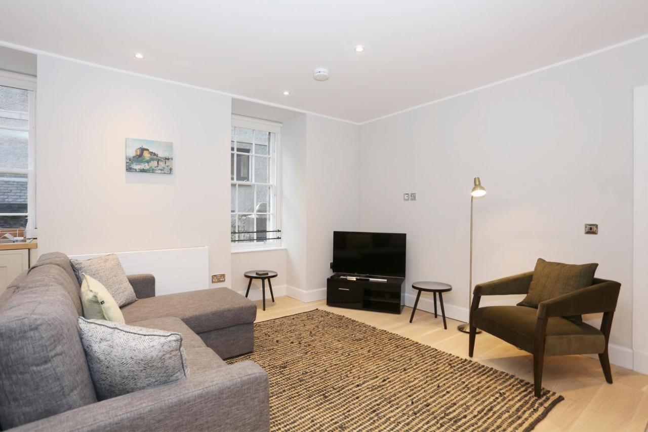 Joivy Modern And Airy Flat On The Historic Royal Mile Lägenhet Edinburg Exteriör bild